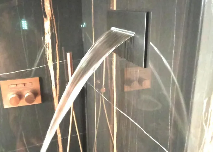 Trastevere Boutique With Gym And Steam Shower Apartament Rzym